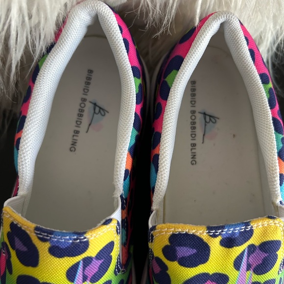bibbidi bobbidi bling Animal Print PINK CASTLE CLASSIC SLIP-ON - Picture 3 of 8
